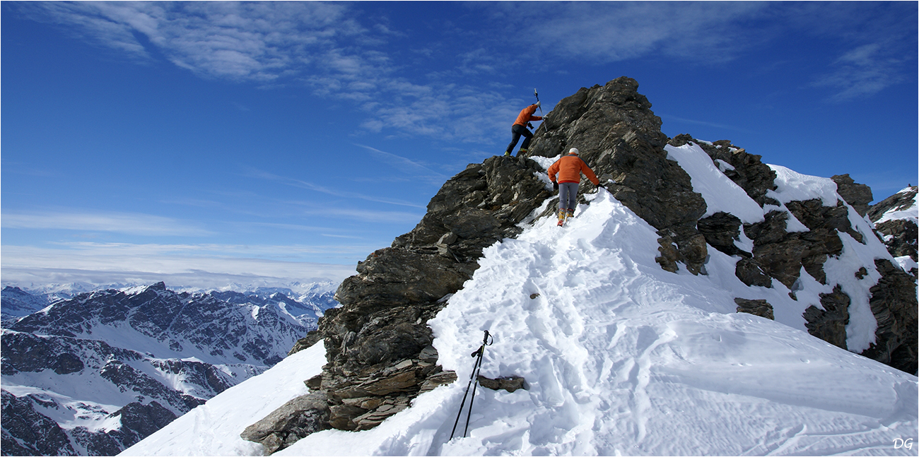 Pic du Foréant ou Pointe des Fonzes (3081 m) en circuit.