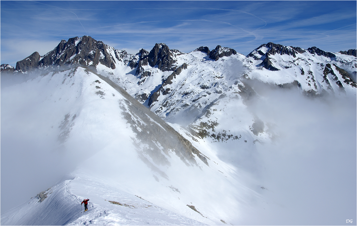 Cime de Rogué (2705 m) par le vallon des Naucettes.