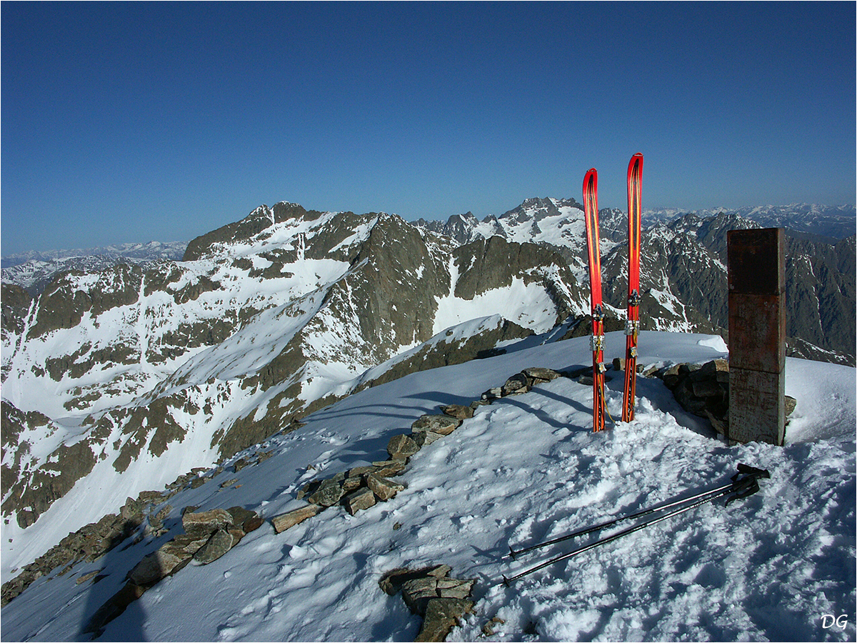 Mont Clapier (3045 m).