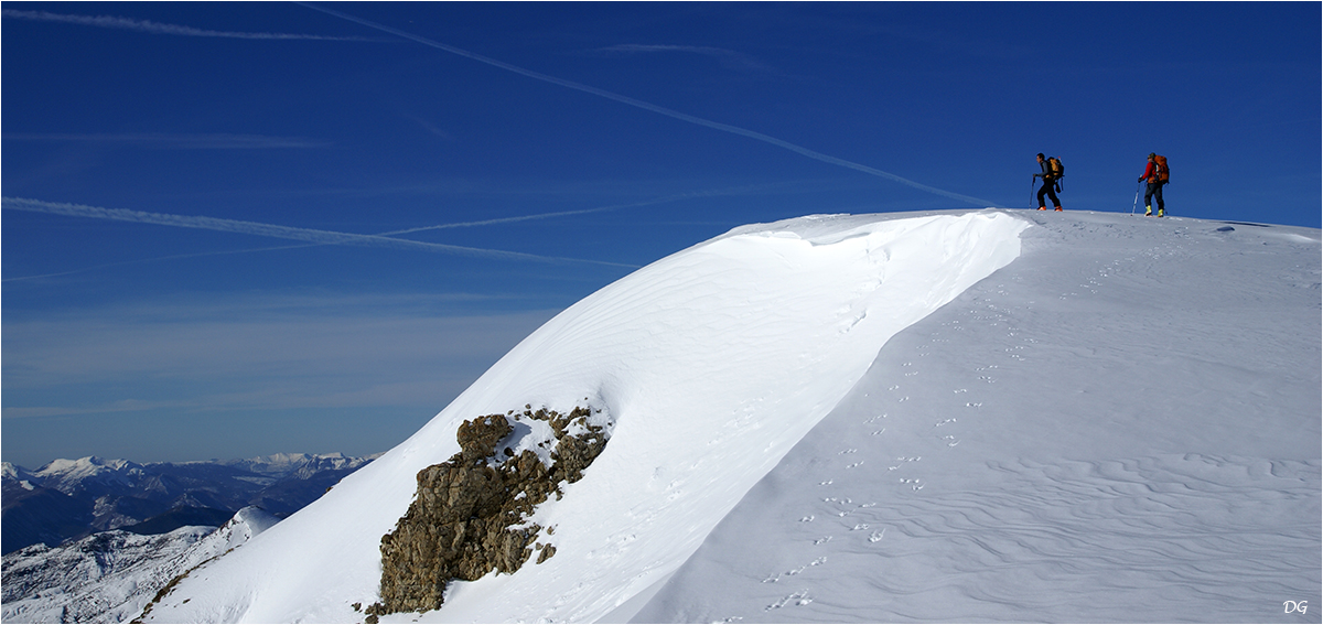 Tête du Pommier, Tête de Giarons, Cime des Clots (2106 m) par Roubion.