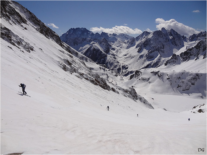 Paysage féérique pour agrémenter l'effort de la remontée sur Valscura.