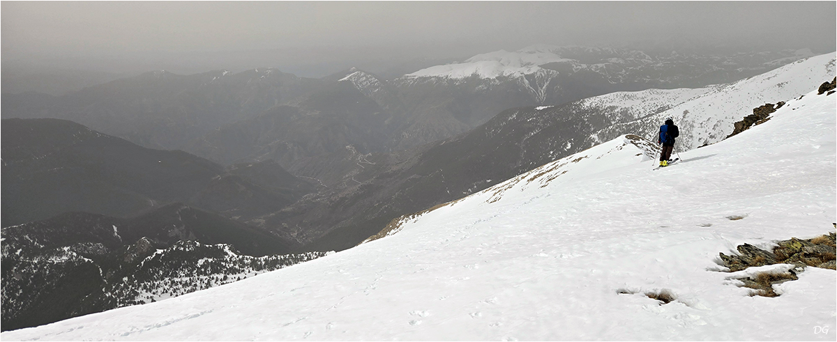 Mont Pétoumier (2604 m) : versant sud-ouest.