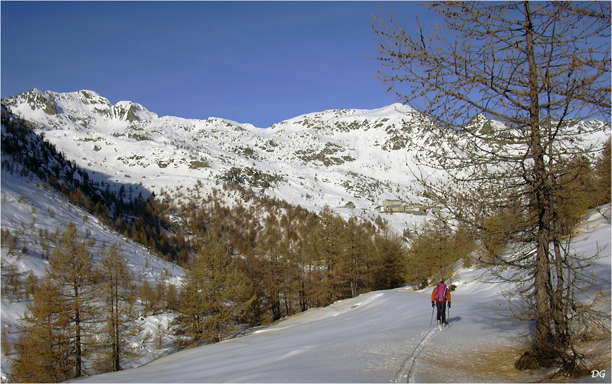 Passo Tésina (2400 m - Isola 2000 - Tinée).