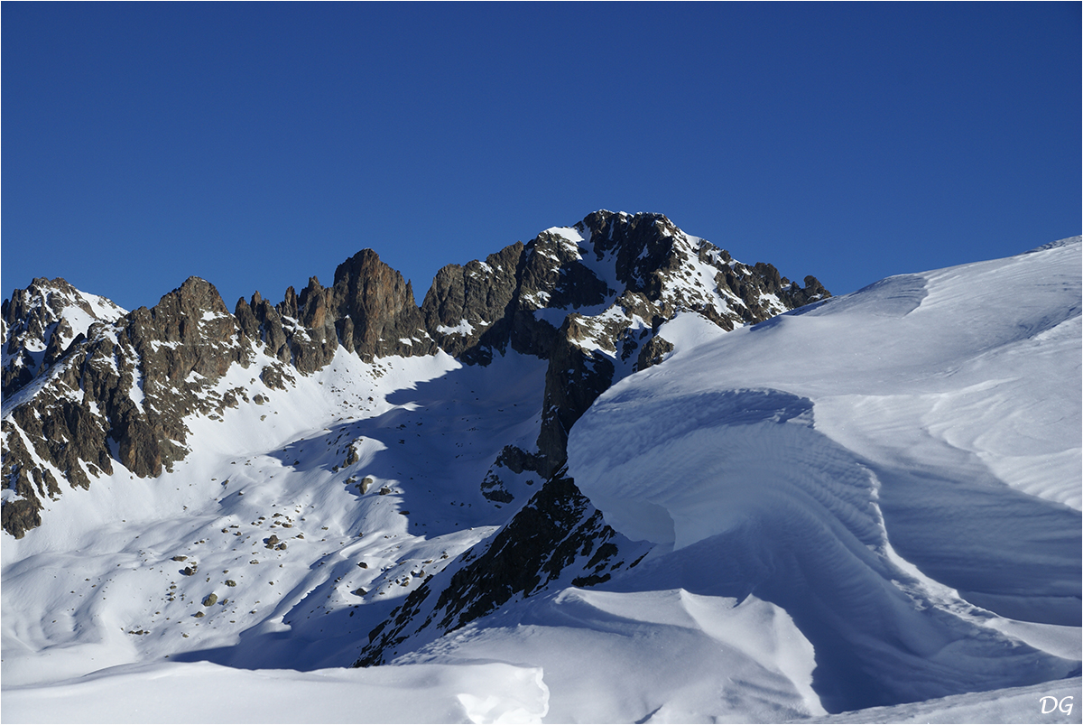 Cime de la Valette de Prals (2496 m) par Saint-Grat.
